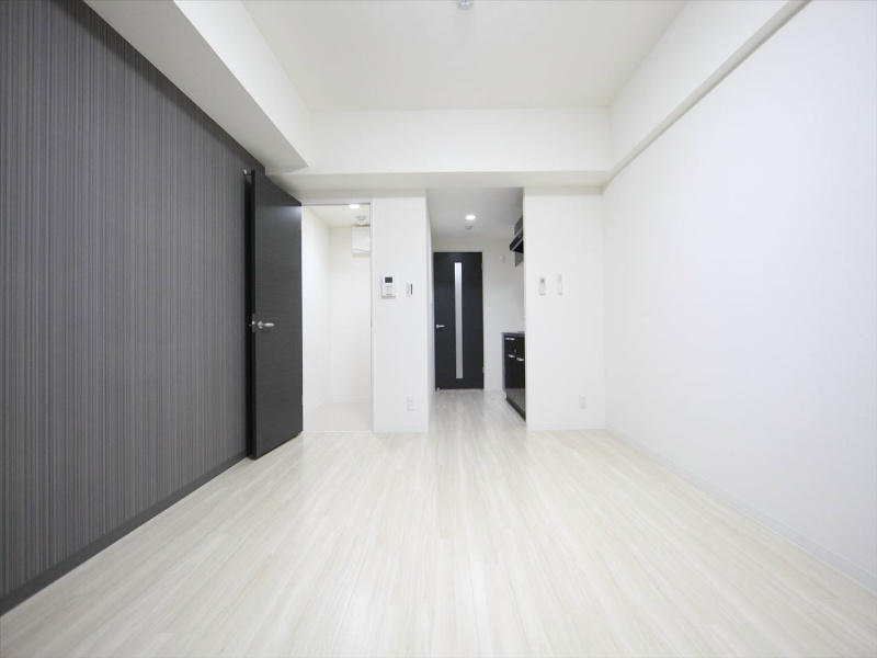 その他　洋室10.6帖　ウォークインクローゼット（収納充実してます）