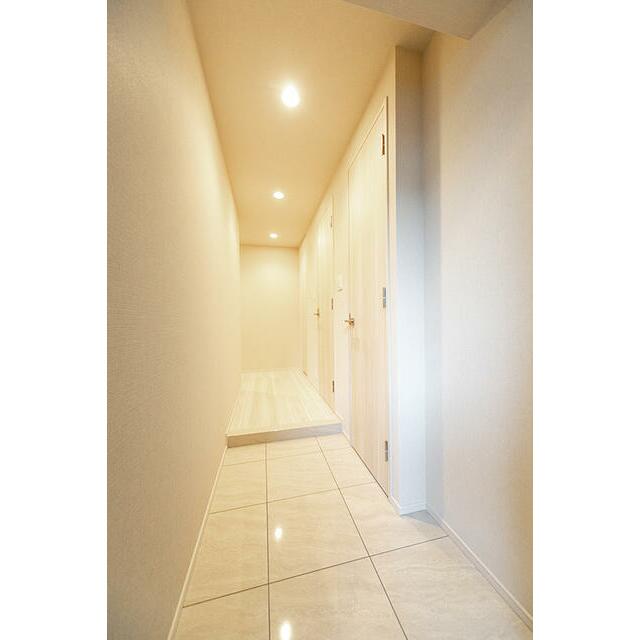 玄関　※同仕様写真含む