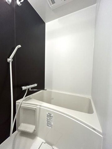 バス・シャワールーム　ゆったり過ごせるお風呂です