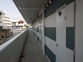 玄関　現状優先