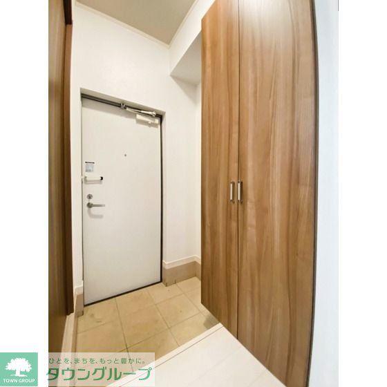 玄関　お問合せはタウンハウジングまで！※現地待合わせ相談可能