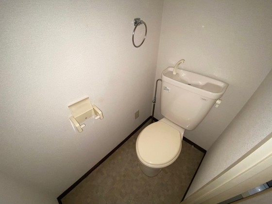 トイレ　※別部屋の写真です