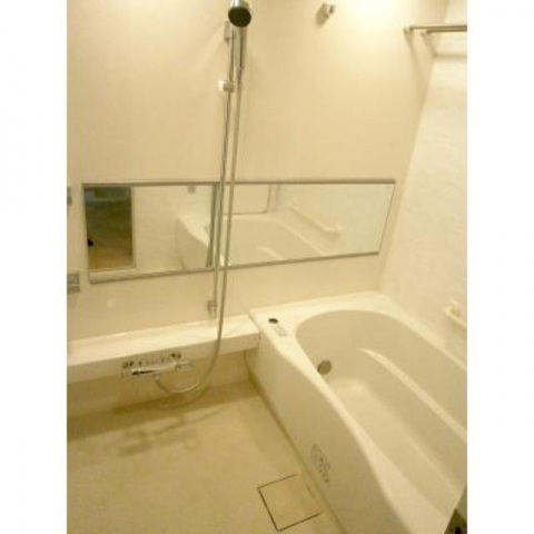 バス・シャワールーム　別部屋参考画像