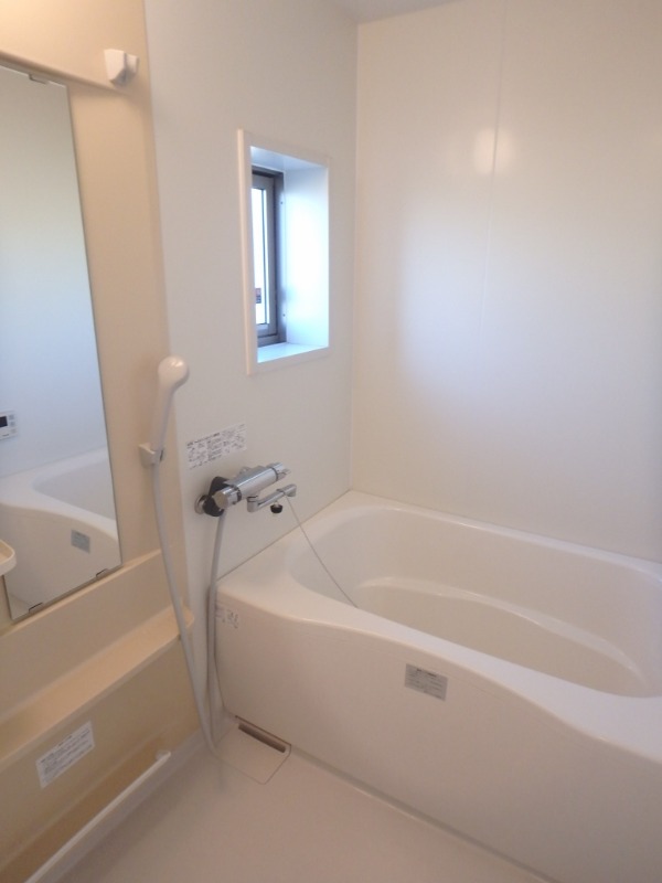 バス・シャワールーム　図面と現状に相違がある場合には現状を優先