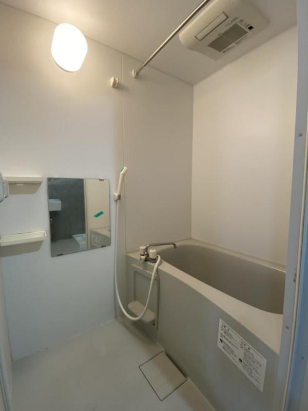 バス・シャワールーム　バス