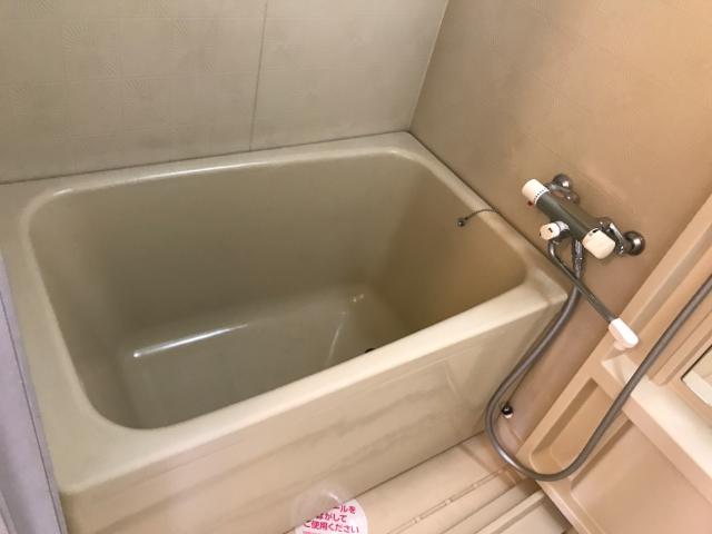 バス・シャワールーム　バス