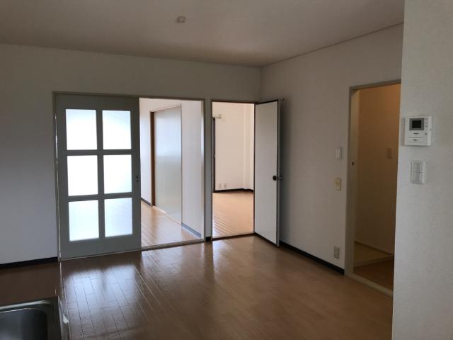 居室・リビング　リビング