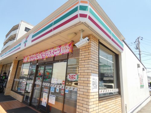コンビニ　セブン-イレブン 大和下鶴間東店（コンビニ）まで522m