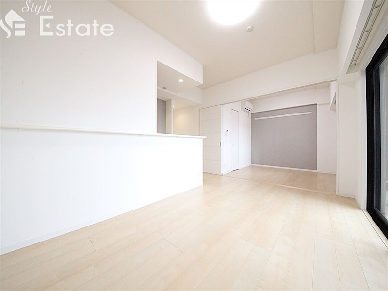 居室・リビング　内装