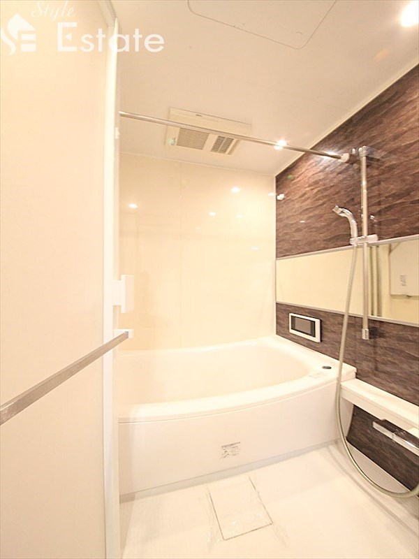 バス・シャワールーム　バスルーム