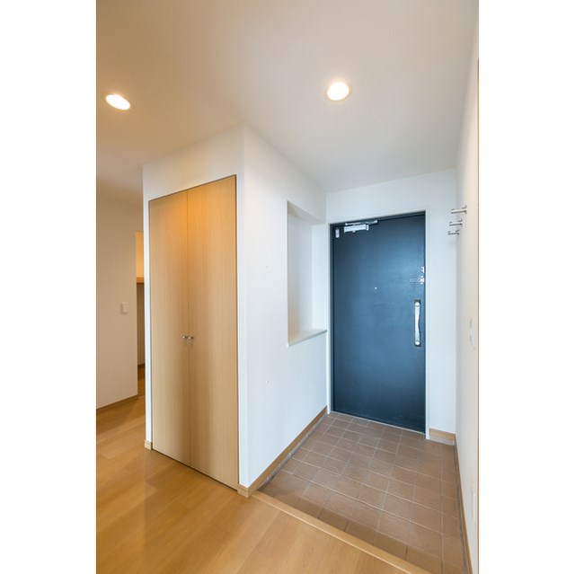 玄関　※参考写真※