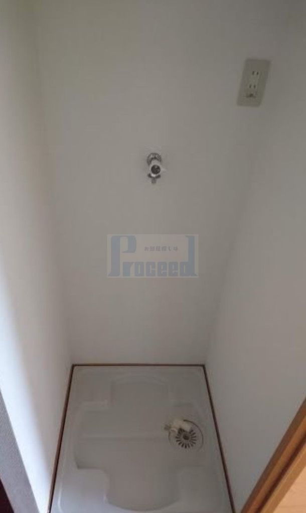 その他設備　室内洗濯機置き場です