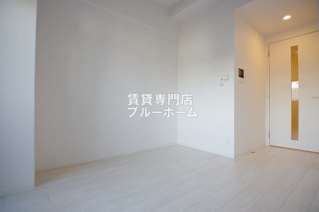 居室・リビング　6.0帖の洋室です！