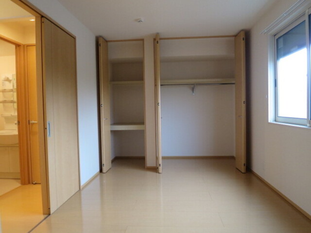 収納　クローゼット