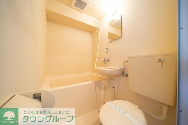 バス・シャワールーム