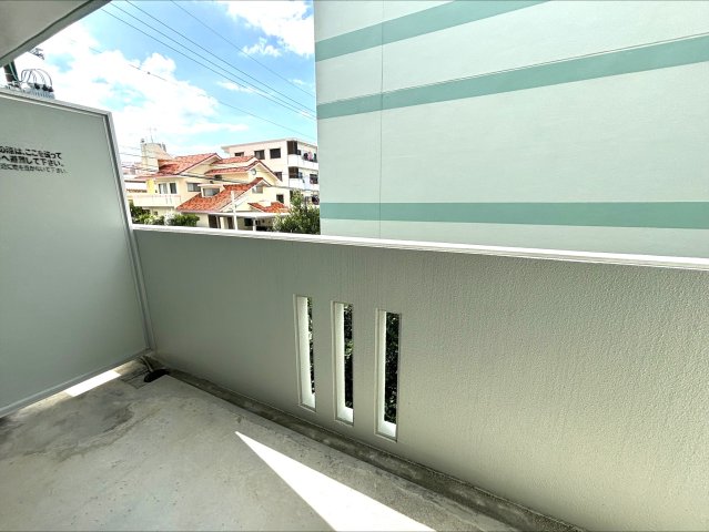 バルコニー　別号室の写真イメージです（現状優先）