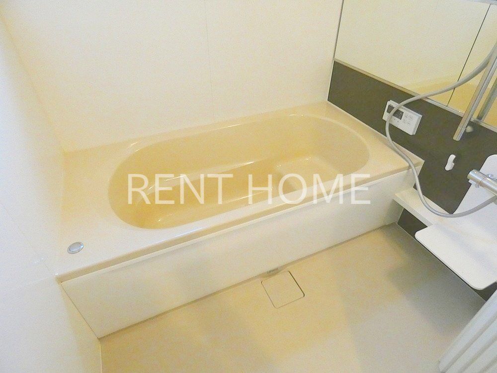 バス・シャワールーム　浴室乾燥機付き