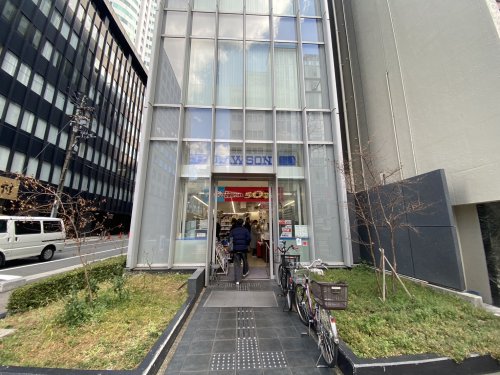 コンビニ　ローソン 瓦町一丁目店（コンビニ）まで90m