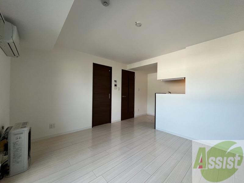 居室・リビング　広くてキレイなお部屋が広がっていて、充実した生活が送れそう。