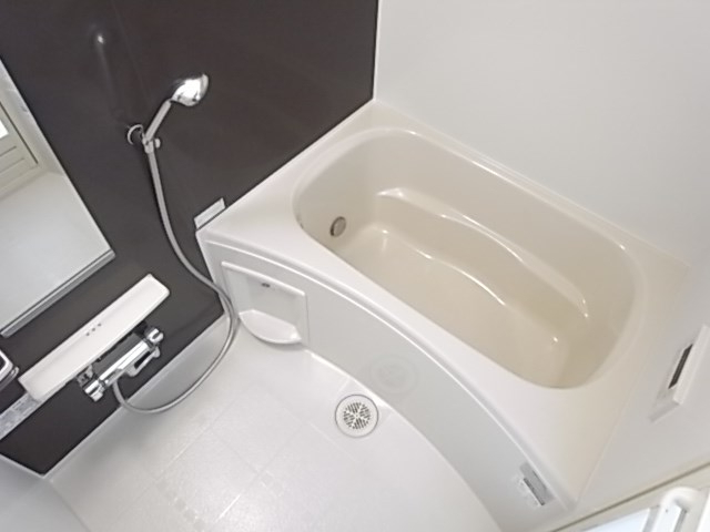 バス・シャワールーム　ゆったり過ごせるお風呂です