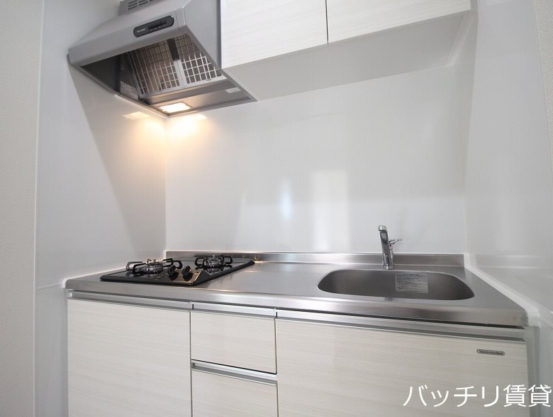 キッチン　※同型タイプ写真の為、現状優先。