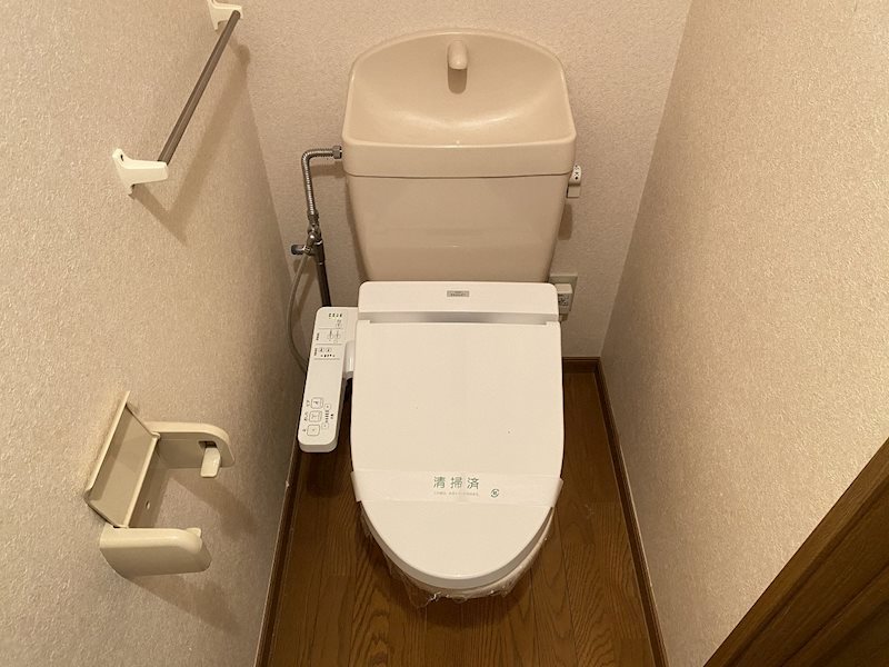 トイレ　シャワー付きＷＣ
