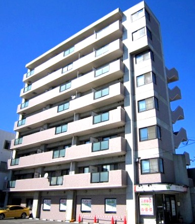 建物外観　Ｗｉ－Ｆｉ付きネット無料採用の２ＬＤＫマンションです♪