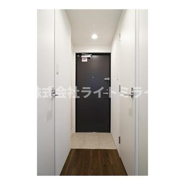 玄関　※写真は同タイプ住戸です。?