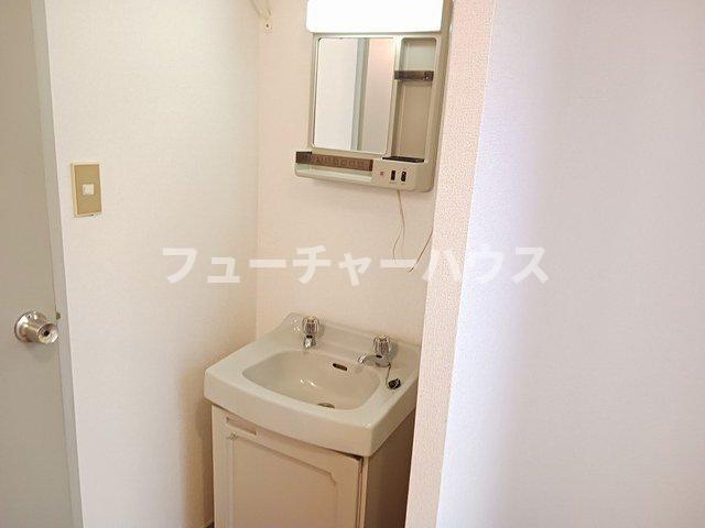 洗面設備　洗面所です