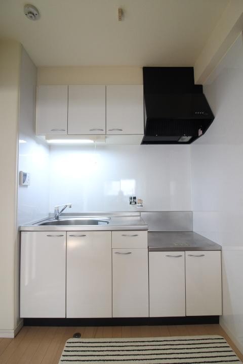 キッチン　写真は別部屋となります。