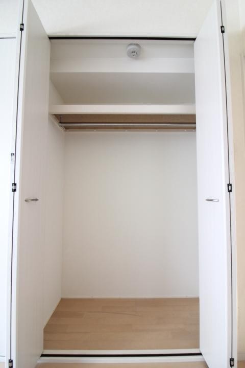 収納　写真は別部屋となります。