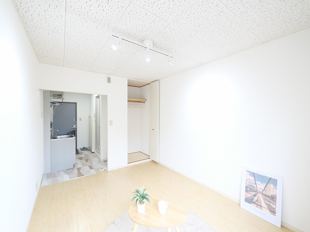 居室・リビング　居間です
