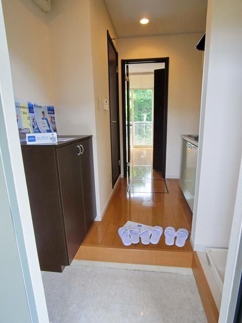 玄関　★お部屋探しは株式会社タウンハウジング東京まで★