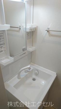 洗面設備　独立洗面台です。