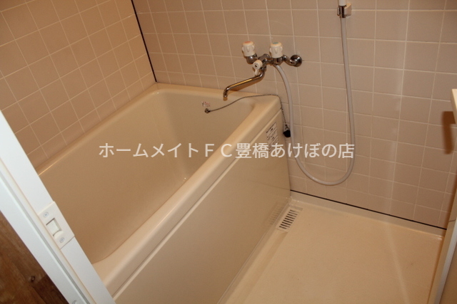 バス・シャワールーム　同型別部屋写真