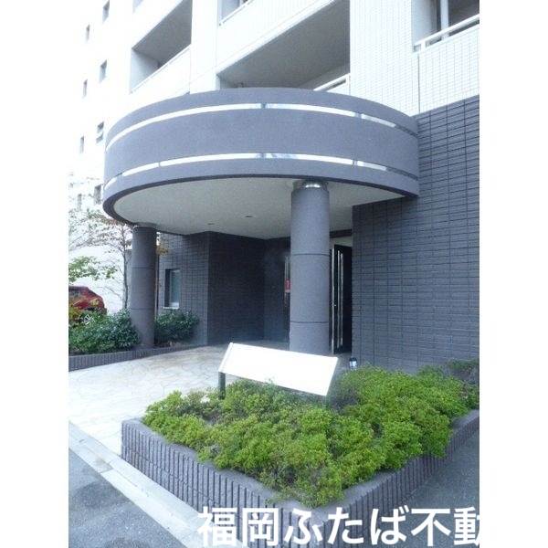 セゾンドール貝塚の外観写真