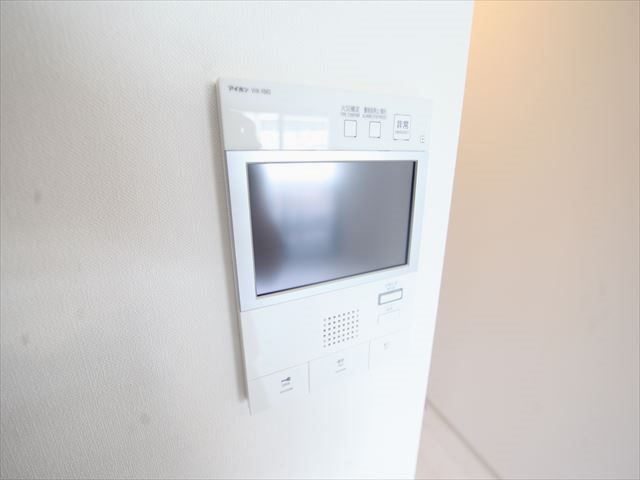 セキュリティ　TVモニター付インターホン完備