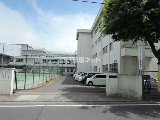 中学校　仙台市立南小泉中学校（中学校）まで595m