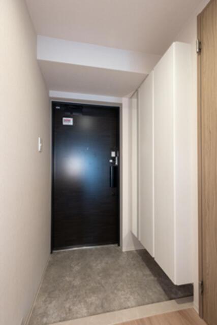 玄関　※写真は同タイプ住戸です。