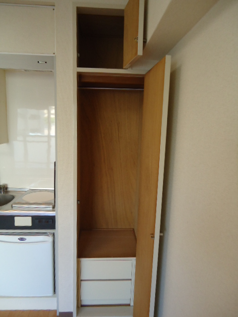収納　別部屋参考写真です