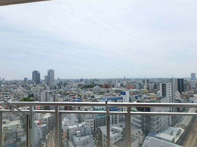 トイレ　※写真は同タイプ住戸です。