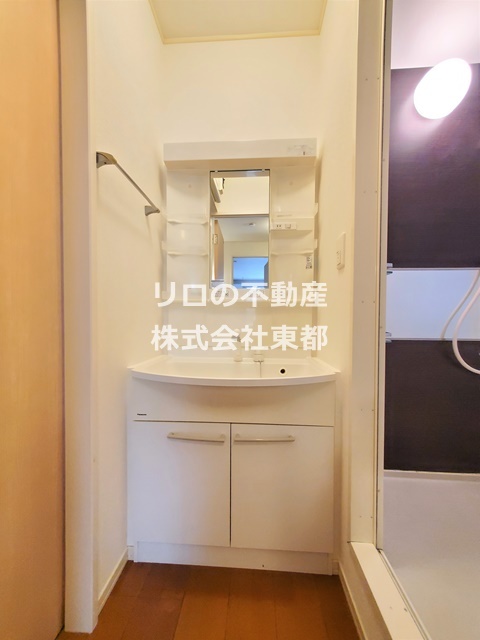 洗面設備　※同タイプの室内写真。仕様・設備は現況優先※