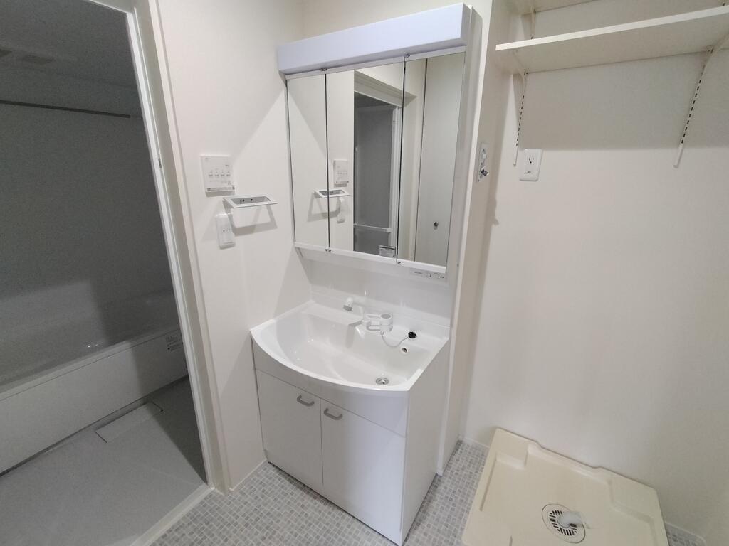 洗面設備　同仕様写真