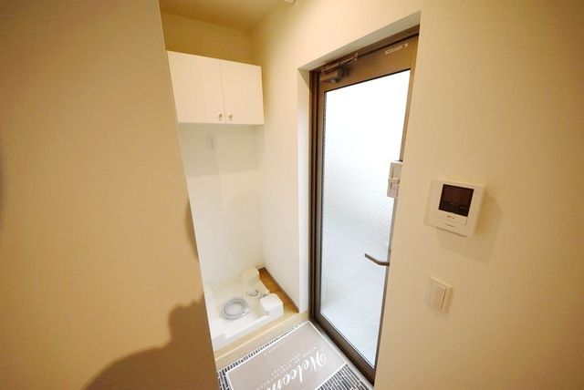 玄関　★お問い合わせはタウンハウジング仙川店へ★