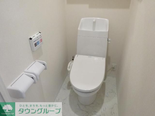 西武池袋線 石神井公園駅 徒歩6分 3階建 築9年のトイレ写真