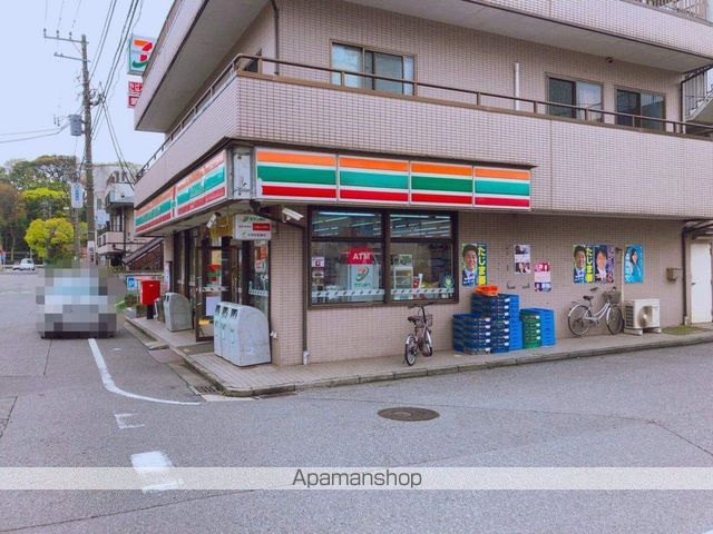 コンビニ　セブンイレブン（コンビニ）まで164m