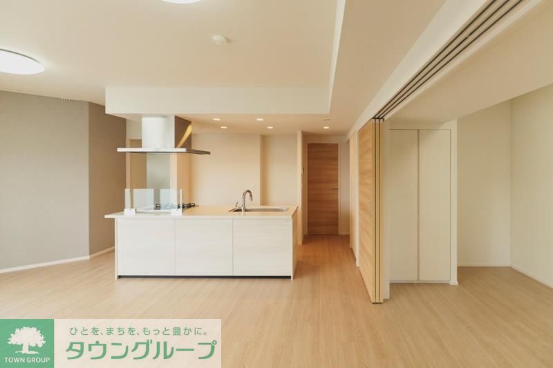 フロンティアレジデンス錦糸公園の居間写真