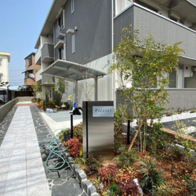 京阪本線 香里園駅 徒歩13分 3階建 築6年の外観写真