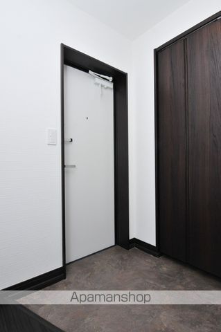 ISLA綱町の玄関写真
