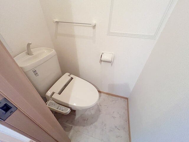 トイレ　ゆったりとした空間のトイレです